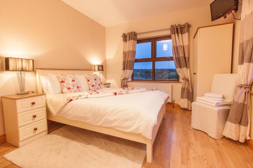 Achill Water'S Edge Bed & Breakfast Doogort Eksteriør bilde